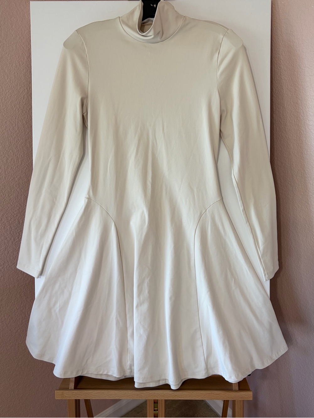 Susana Monaco Mock Neck Long Sleeve Skater Mini Dress Medium M Cream Ivory